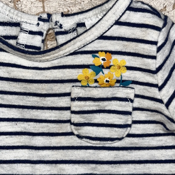 Carter’s Infant 9M Girl’s Striped Tee & Slub Pant Set - Picture 4 of 12